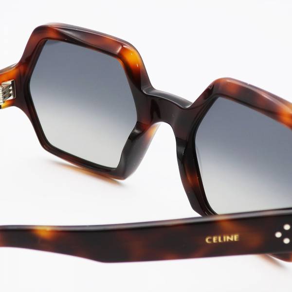 Acheter des lunettes de soleil Céline à Marseille forme hexagonale noires et écailles