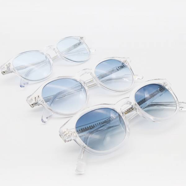 Où trouver des lunettes de soleil transparentes couleur cristal verres bleu dégradés à Marseille